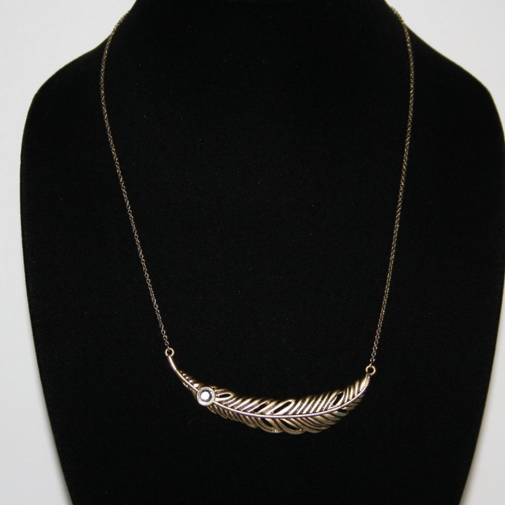 🌾✨ Gold Feather Necklace w/ Rhinestone · 22–24" + 3.5" Pendant ✨🌾